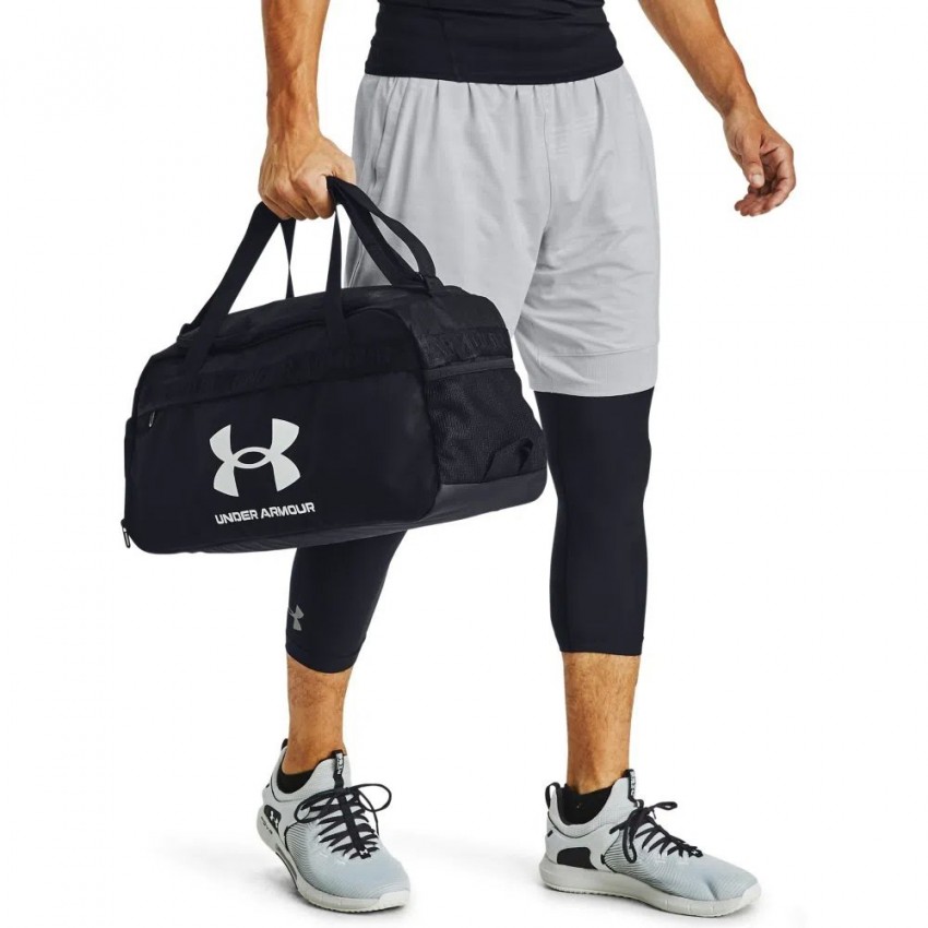 Under armour sales forma pequena